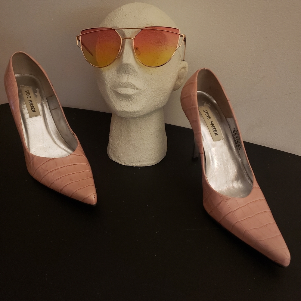 Steve Madden Tarrah Pink Croc Pointy Toe Silver Heels